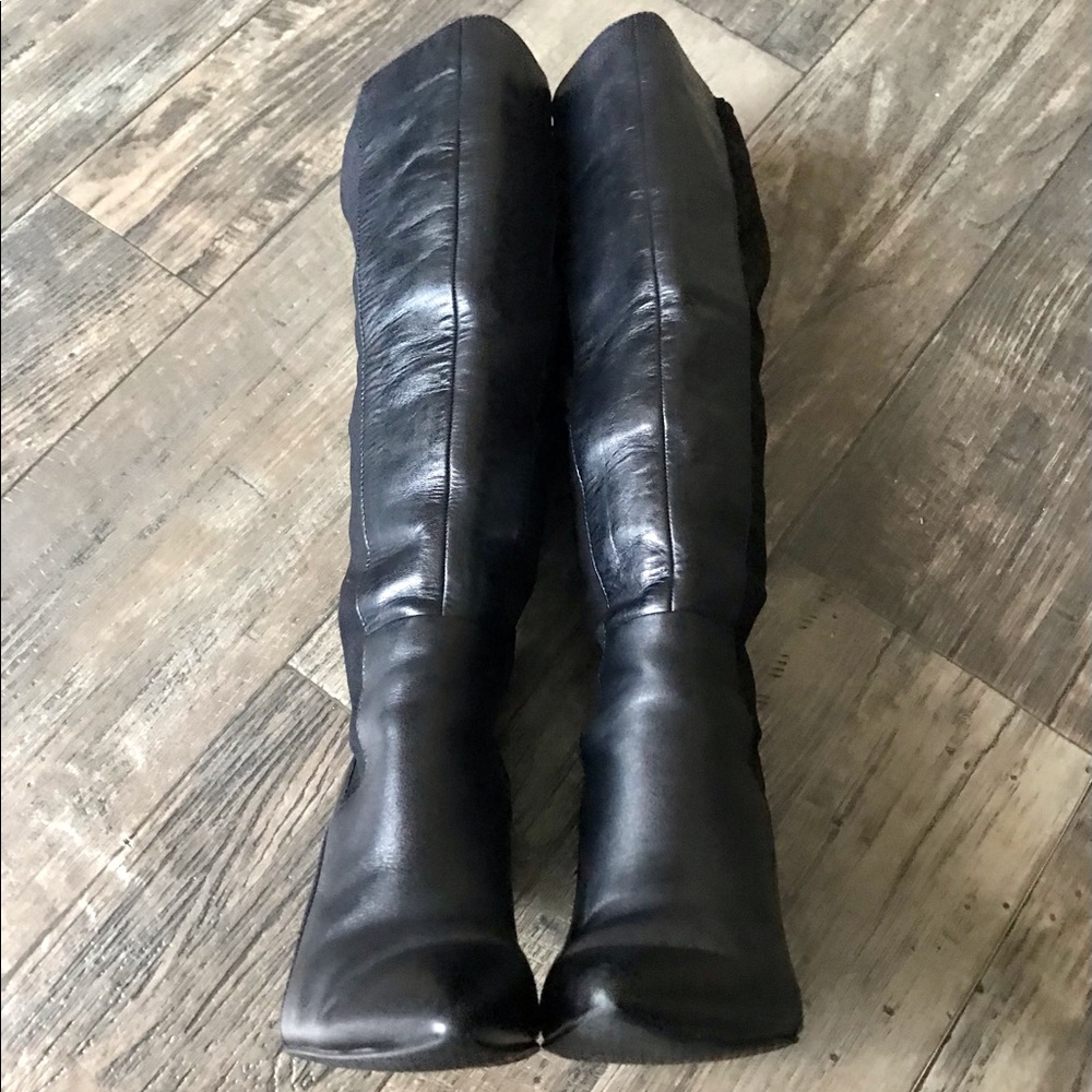 Tahari Black Leather Pull On High Heeled Boots 7 - Picture 6 of 16